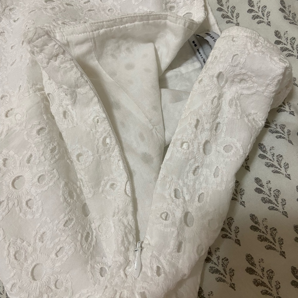 Urban Outfitters High Waisted White Lace Shorts - Picture 7 of 7